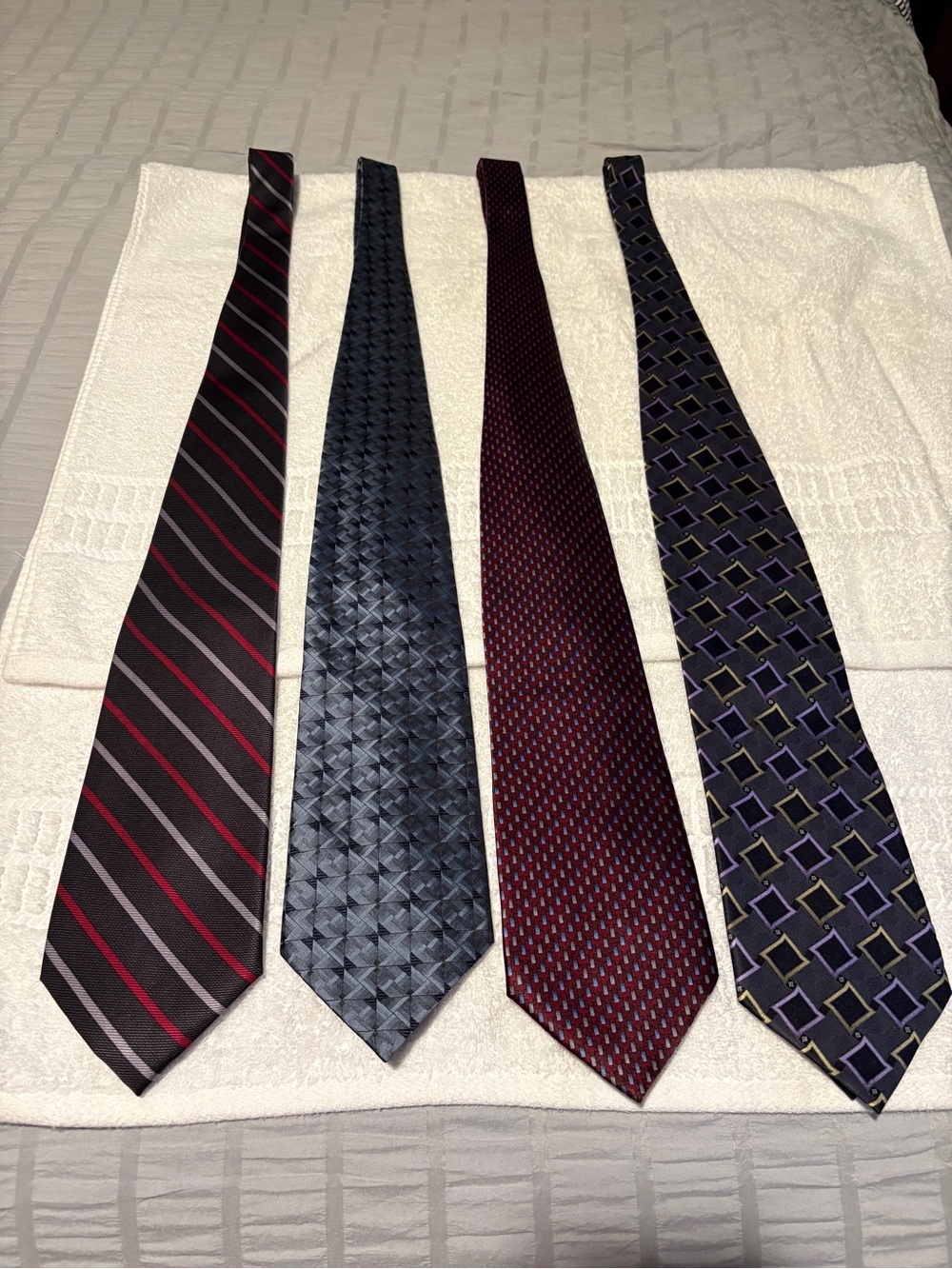 Men's Classic Silk Neck Tie - Burgundy, Navy, Black, Purple (Set of 4)
